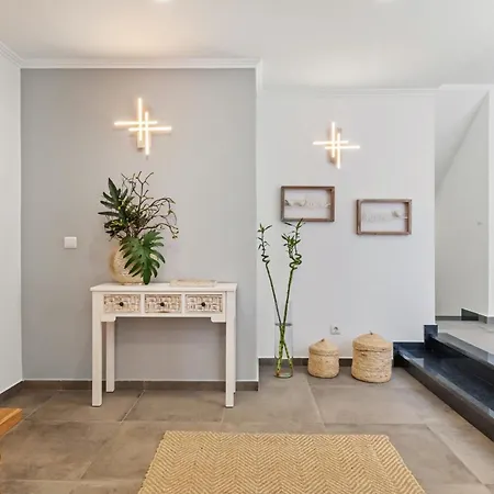 Camelia By Homie Villa Funchal (Madeira)