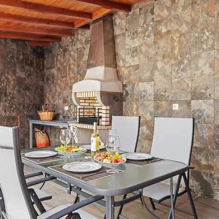 Villa Camelia By Homie *