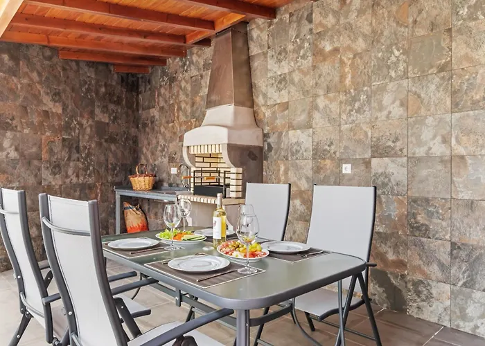 Villa Camelia By Homie *